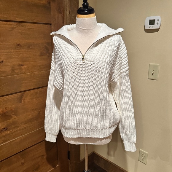 Varley Natalia White Half-Zip Sweater - Picture 1 of 7